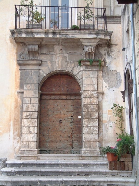 Portali e chiavi di volta